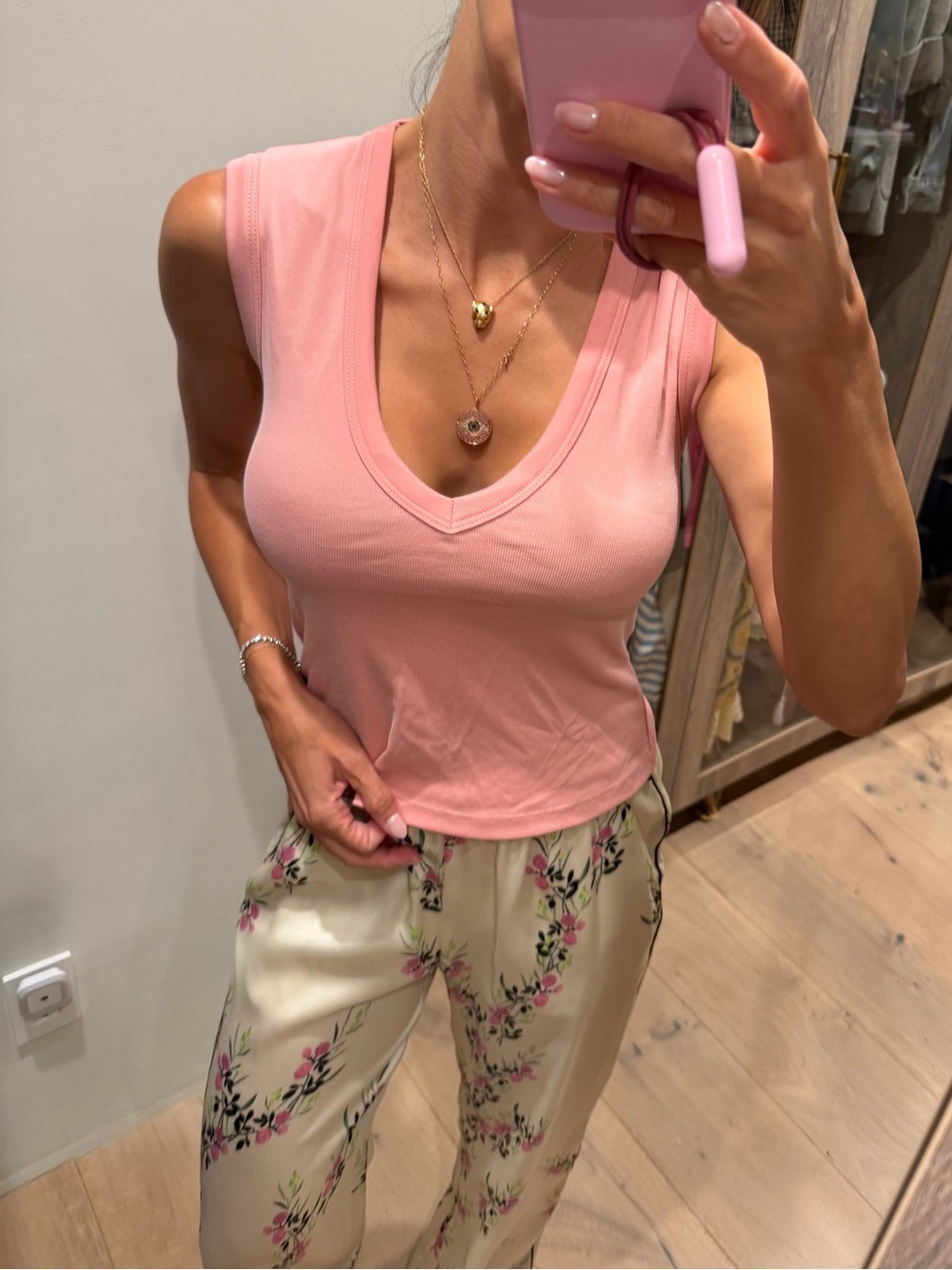 Ribbed V-Neck Pink Tank Top